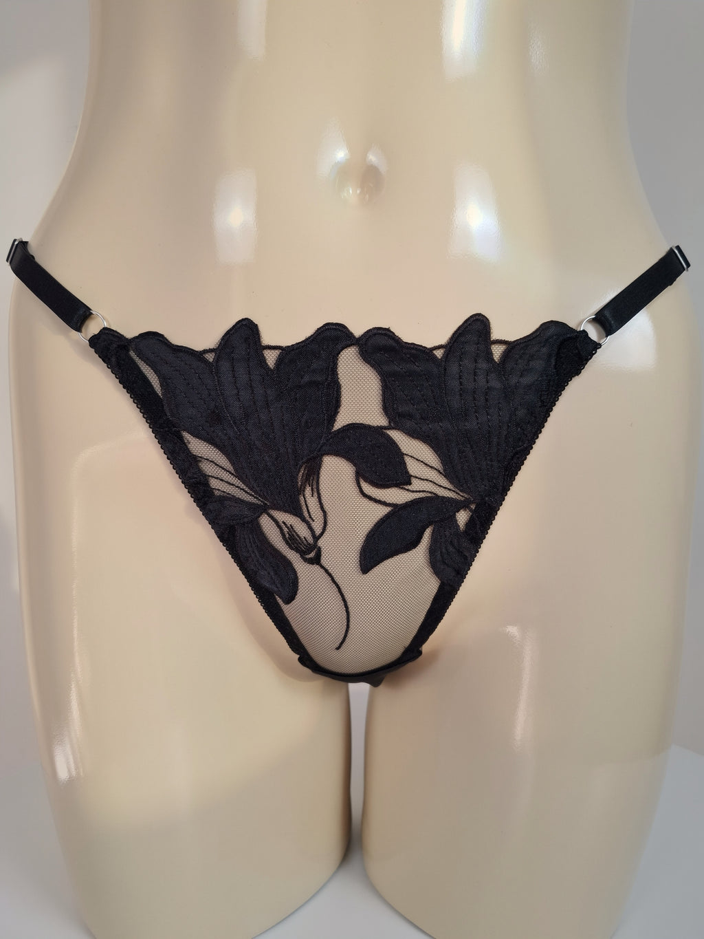 Black Lily Set