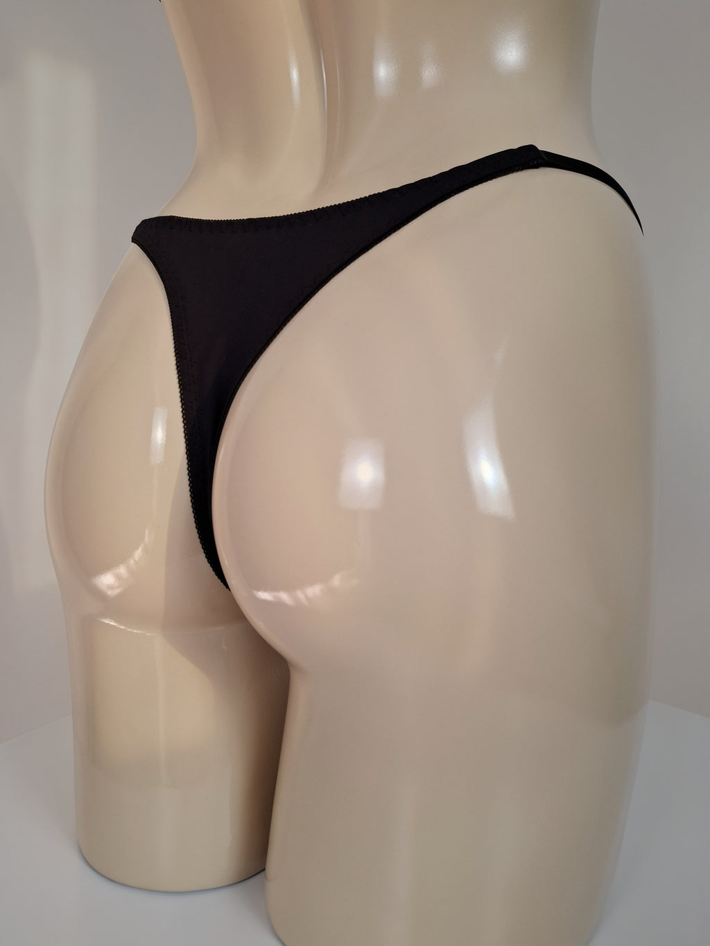 Black Lily Set