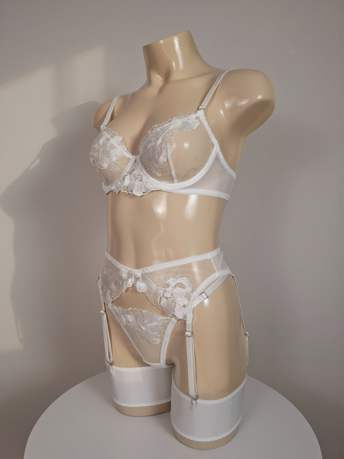 White Wonder Set